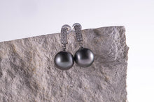 Load image into Gallery viewer, Classic Diamond Drop Tahitian Black Pearl Earrings