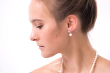 Load image into Gallery viewer, Supernova Pearl Earrings